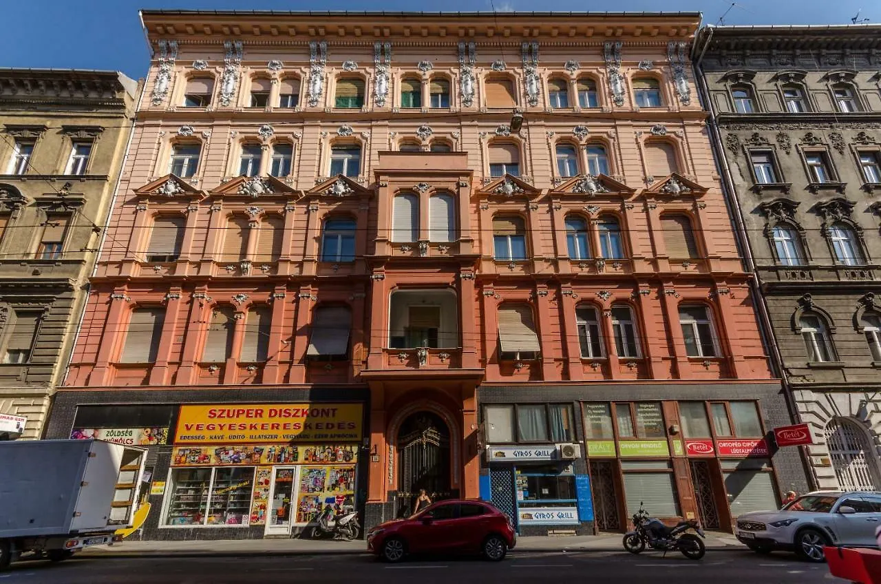 Modern, Luxury Flat In The Heart Of Budapešť Apartmán